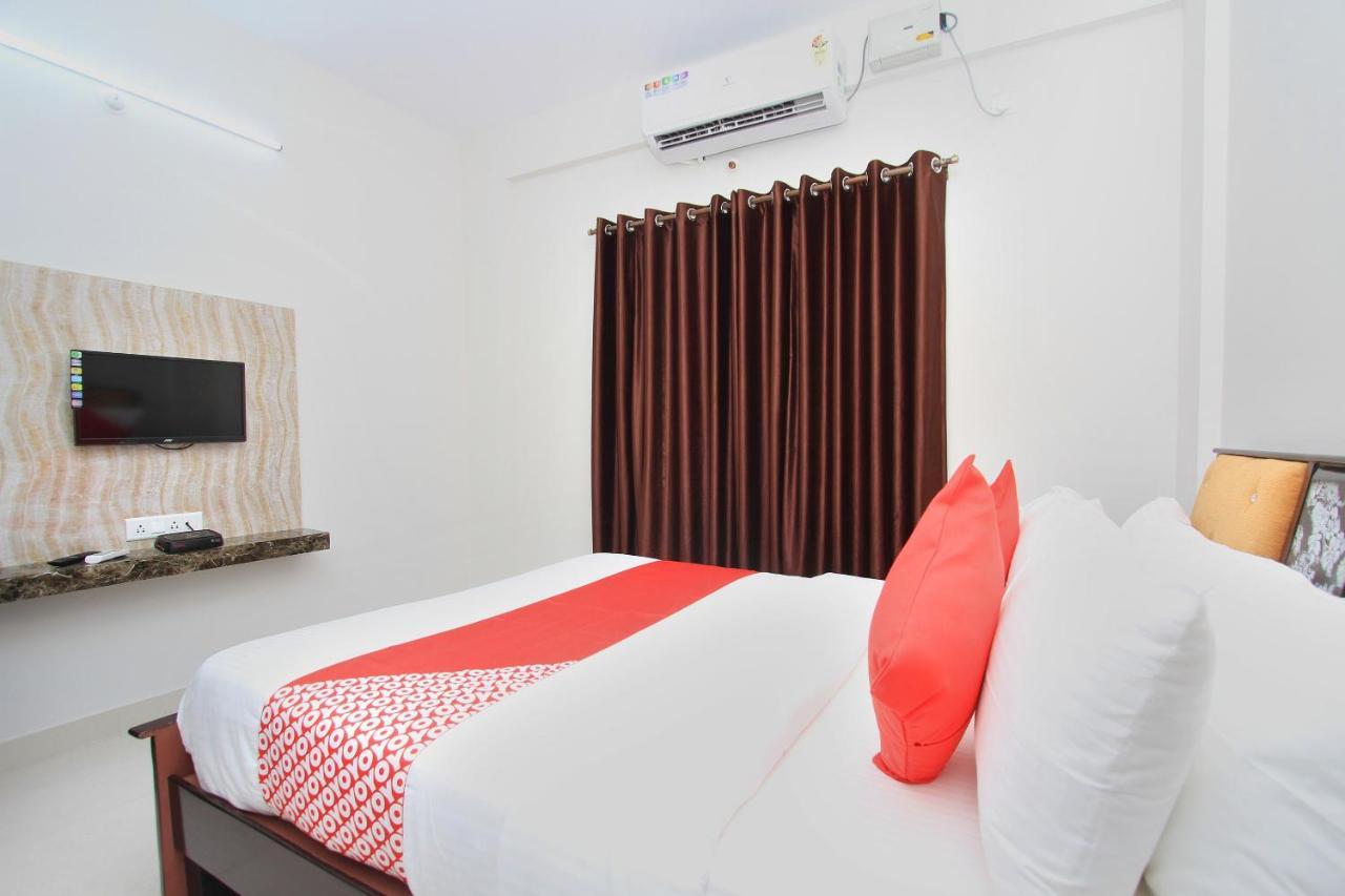 Oyo 12033 Hotel Royal Residence Bengaluru Zewnętrze zdjęcie