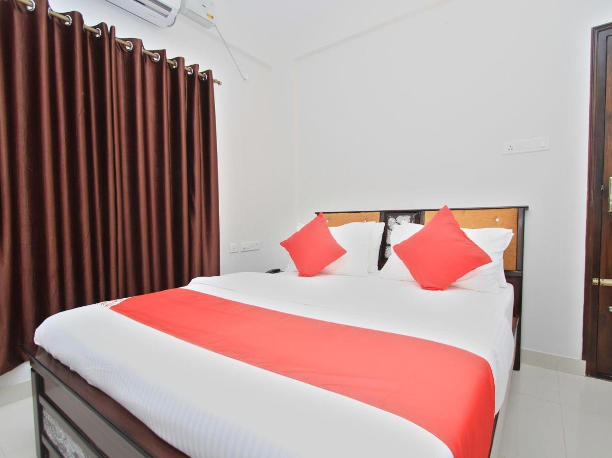 Oyo 12033 Hotel Royal Residence Bengaluru Zewnętrze zdjęcie